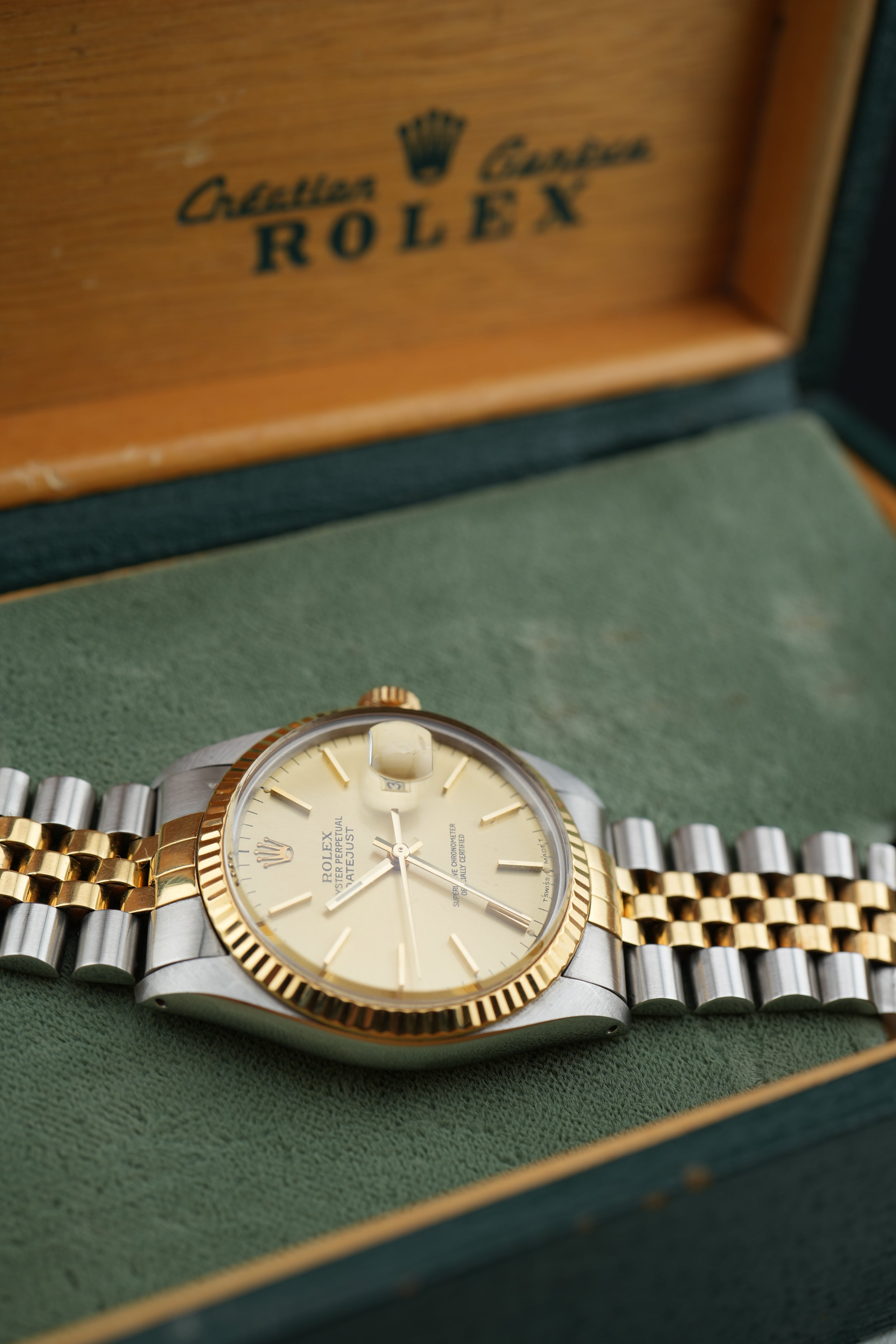 Rolex Datejust 16013 – Two Tone – Box & Papers