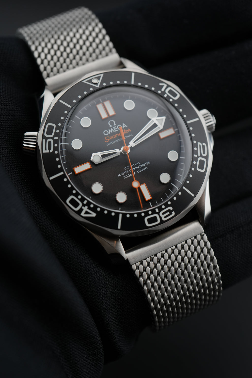Omega Seamaster Diver 300M – Ref. 210.30.42.20.01.018 – 2026 – Brand New / Unworn – Full Set
