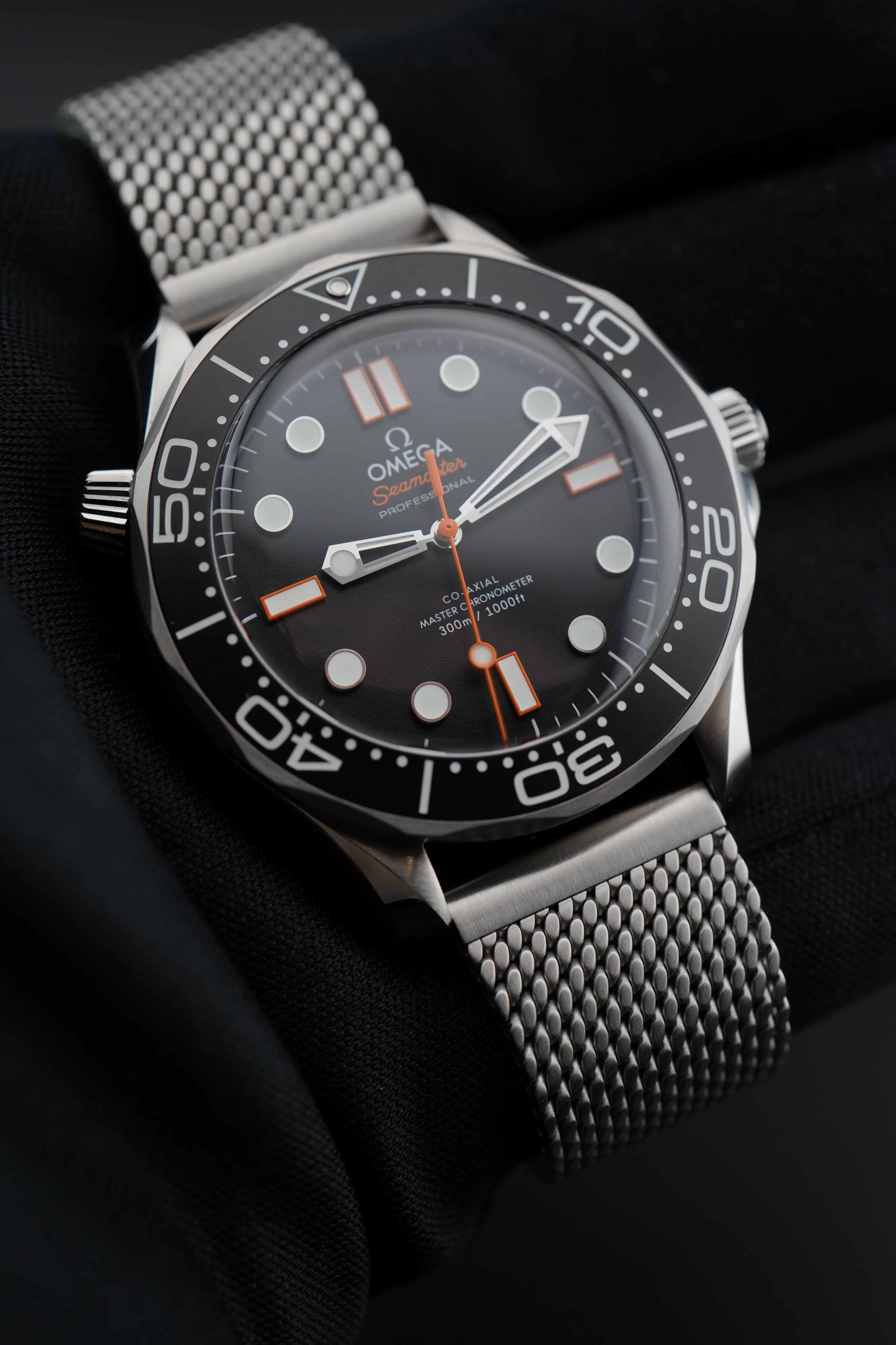 Omega Seamaster Diver 300M – Ref. 210.30.42.20.01.018 – 2026 – Brand New / Unworn – Full Set