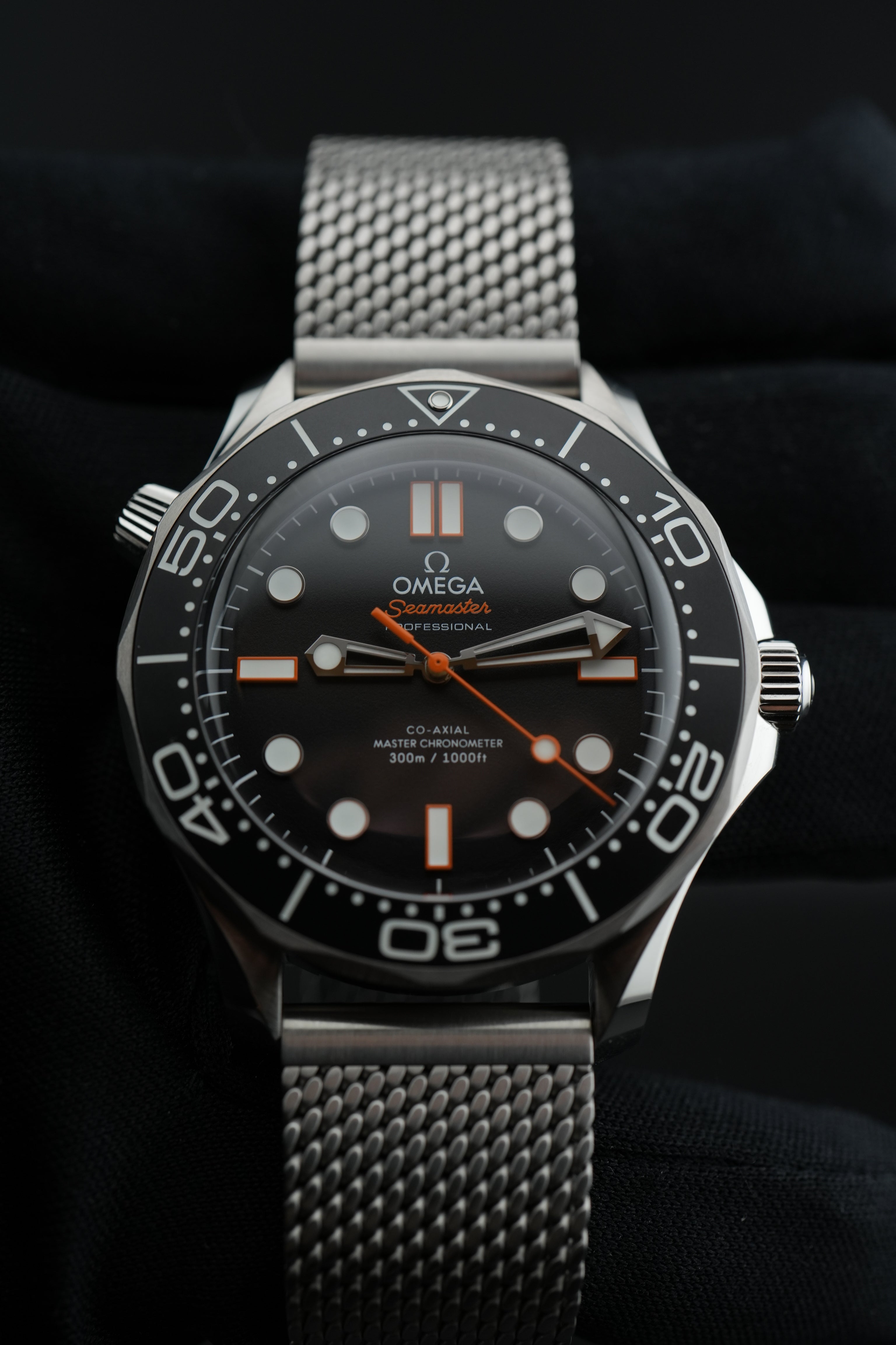 Omega Seamaster Diver 300M – Ref. 210.30.42.20.01.018 – 2026 – Brand New / Unworn – Full Set