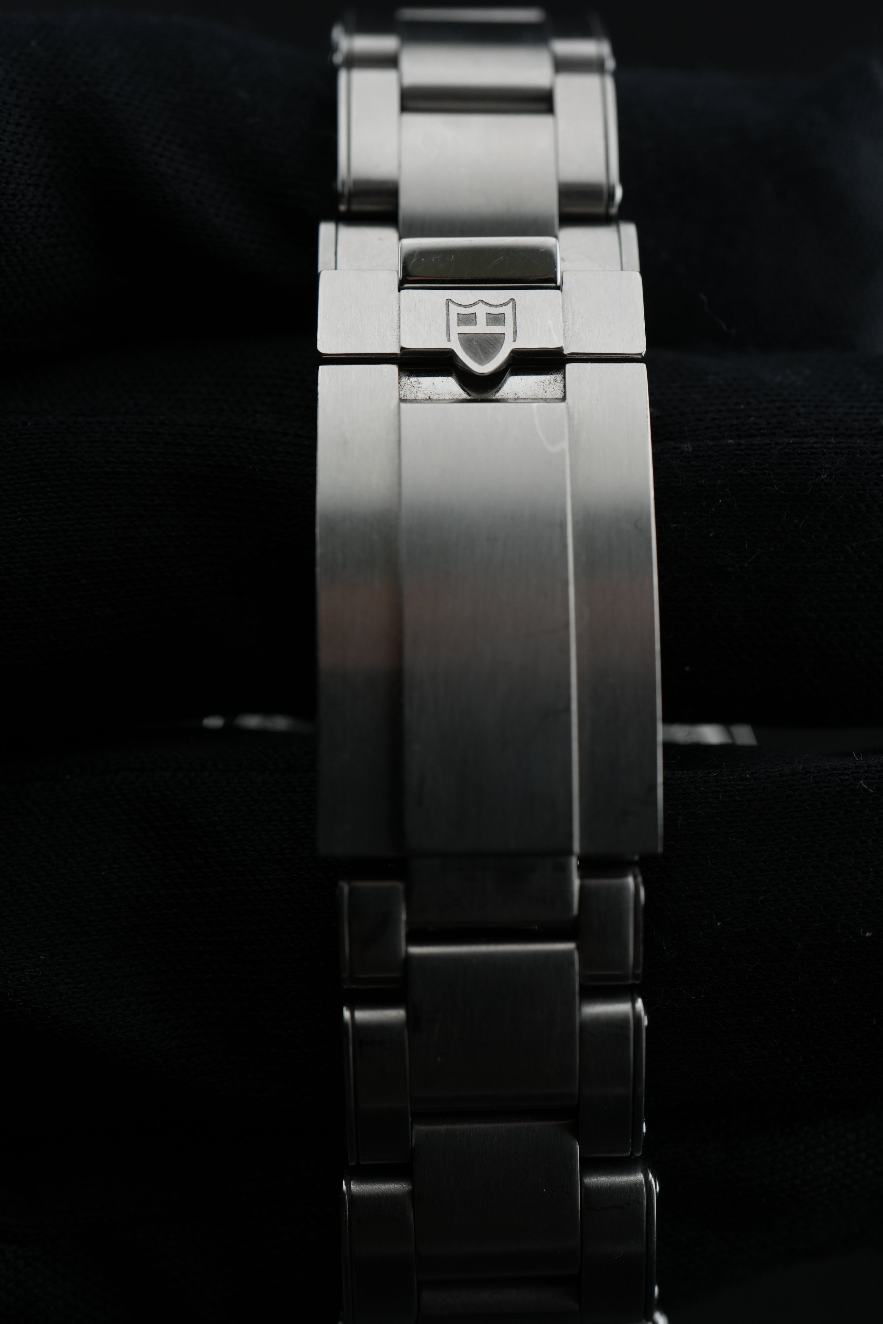 Tudor Black Bay Monochrome 41 – Ref. M7941A1A0NU-0003 – 2025 – Full Set