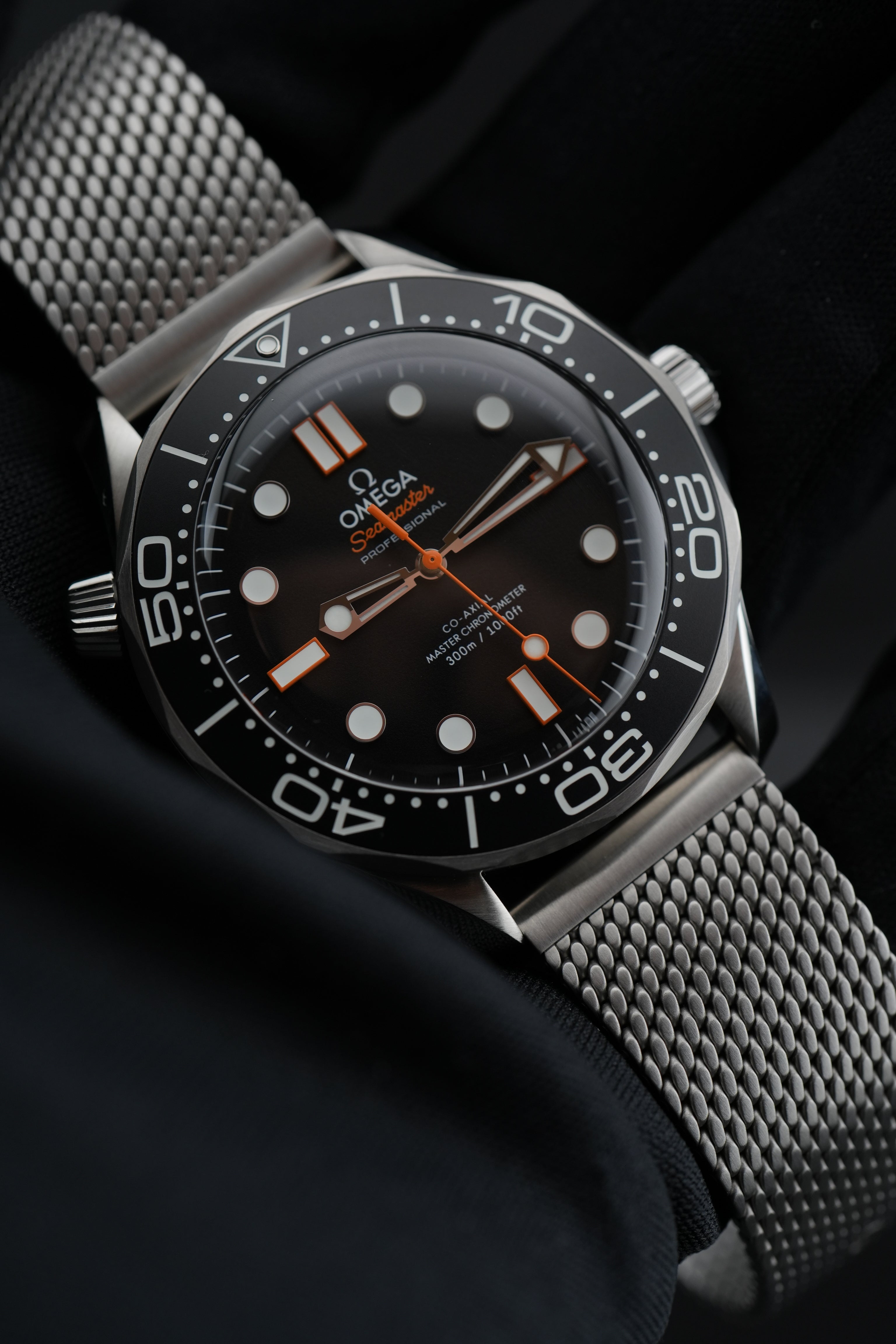 Omega Seamaster Diver 300M – Ref. 210.30.42.20.01.018 – 2026 – Brand New / Unworn – Full Set