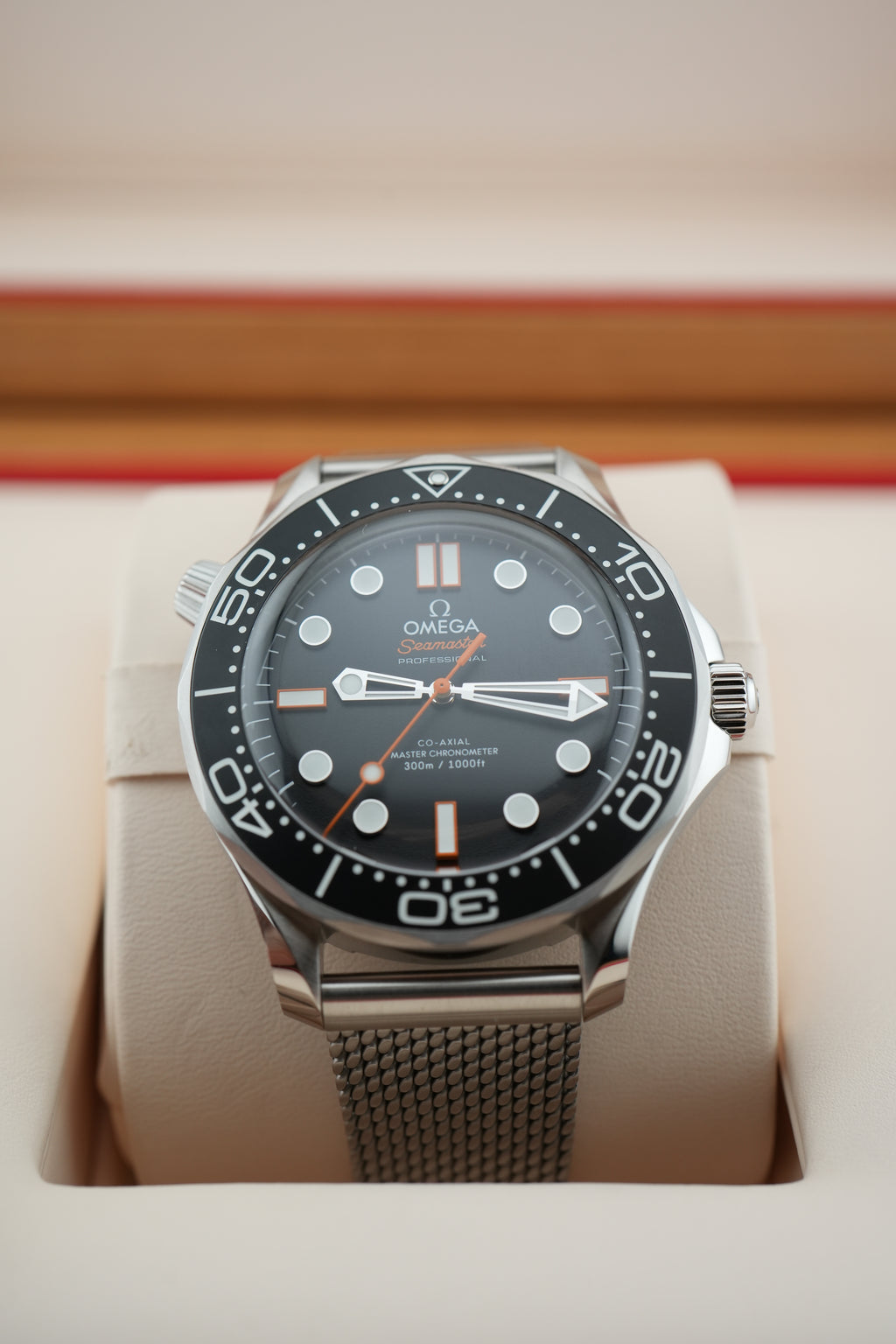 Omega Seamaster Diver 300M – Ref. 210.30.42.20.01.018 – 2026 – Brand New / Unworn – Full Set